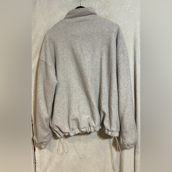 Cinch-able Zip Up - Picture 2 of 3